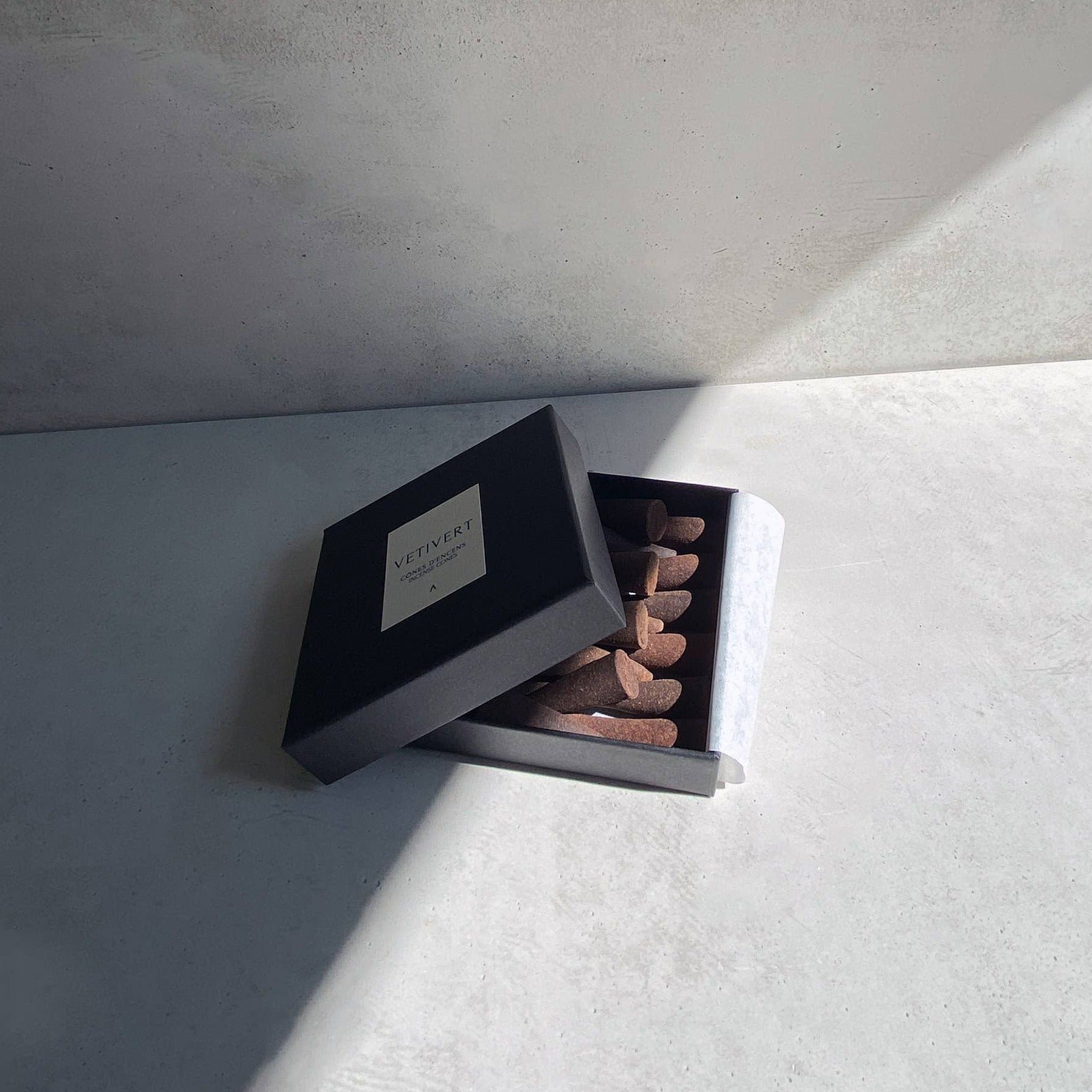 Vetivert Incense Cones ~ pine, vetivert